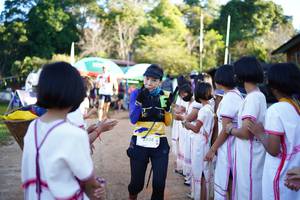 BIB: 3238
                            <button type="button" onclick="openModal(18983734)" class="btn btn-primary btn-sm float-right btn-popup" data-toggle="modal" data-target=".modal-high-quality">
                        <i class="fas fa-shopping-cart"></i> Add to Cart
                    </button>
                                            <button type="button" onclick="isThisMe(18983734, true)" class="btn btn-success btn-sm float-right btn-popup btn-isme hidden" data-toggle="tooltip" data-placement="bottom" title="นี่คือรูปของคุณใช่ไหม คลิกที่นี่เพื่อเอาเข้าอัลบั้ม">
                        <i class="fas fa-plus"></i> Add to album
                    </button>
                    <button type="button" onclick="isThisMe(18983734, false)" class="btn btn-warning btn-sm float-right btn-popup btn-isnotme hidden">
                        <i class="fas fa-ban"></i> Remove from album
                    </button>